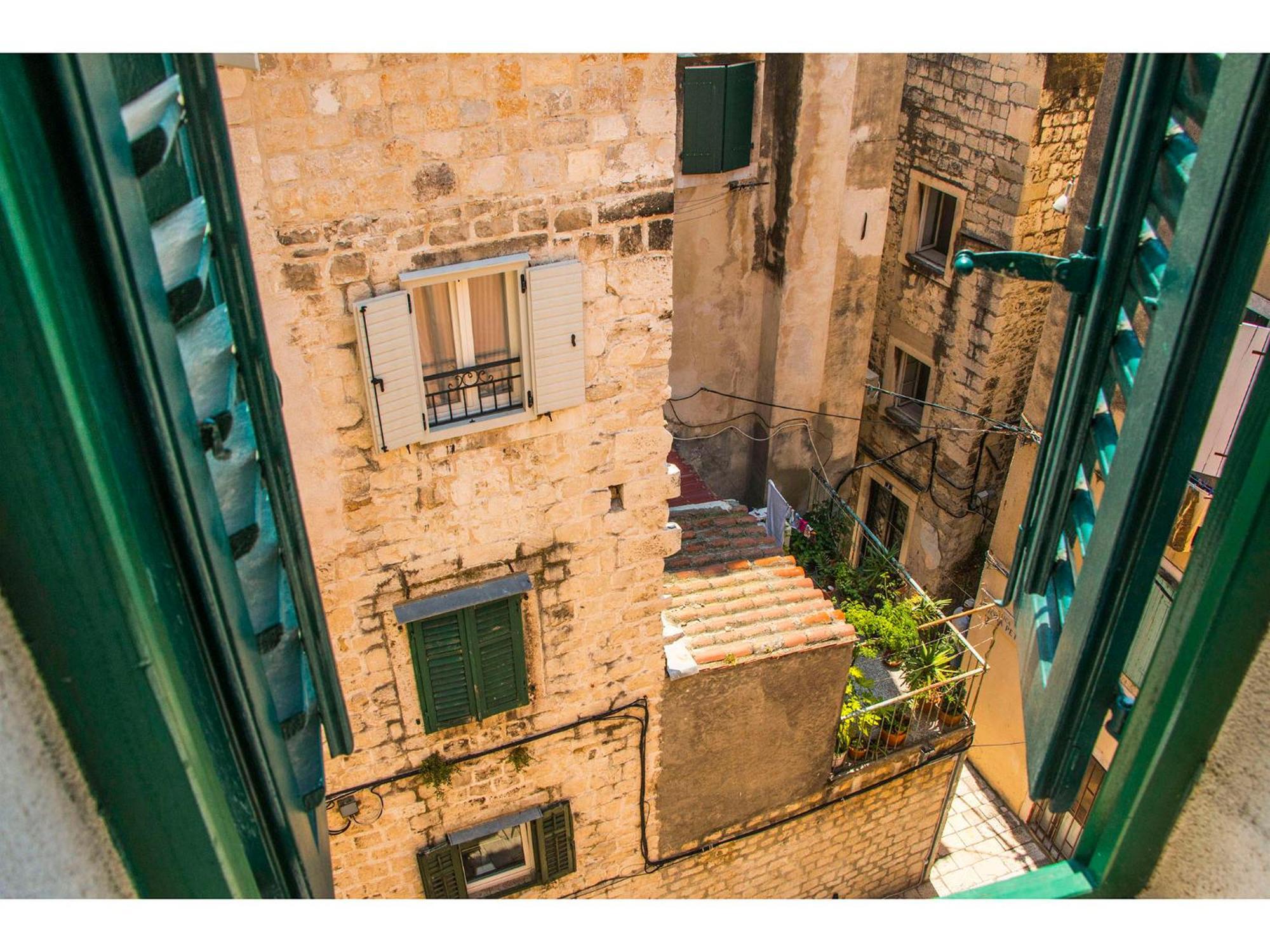 Guesthouse Imperator Split Exterior photo