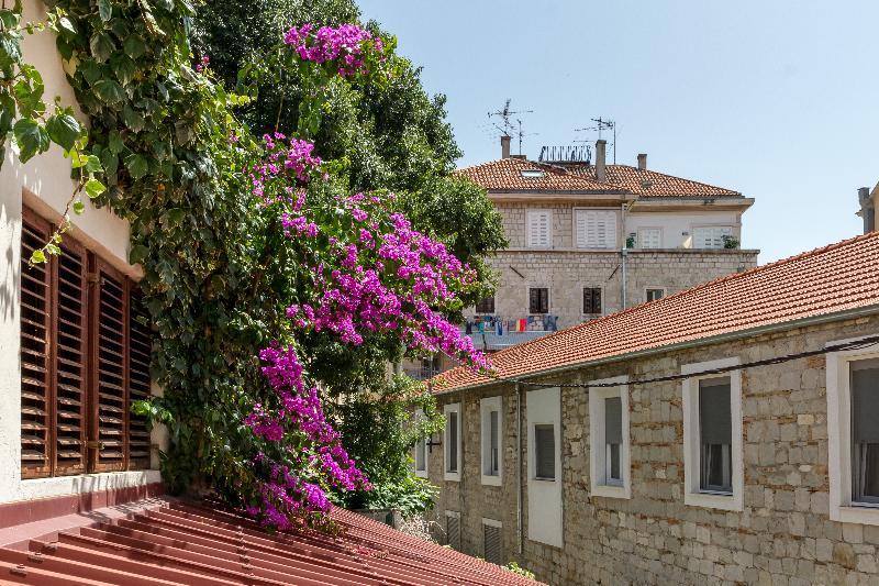 Guesthouse Imperator Split Exterior photo